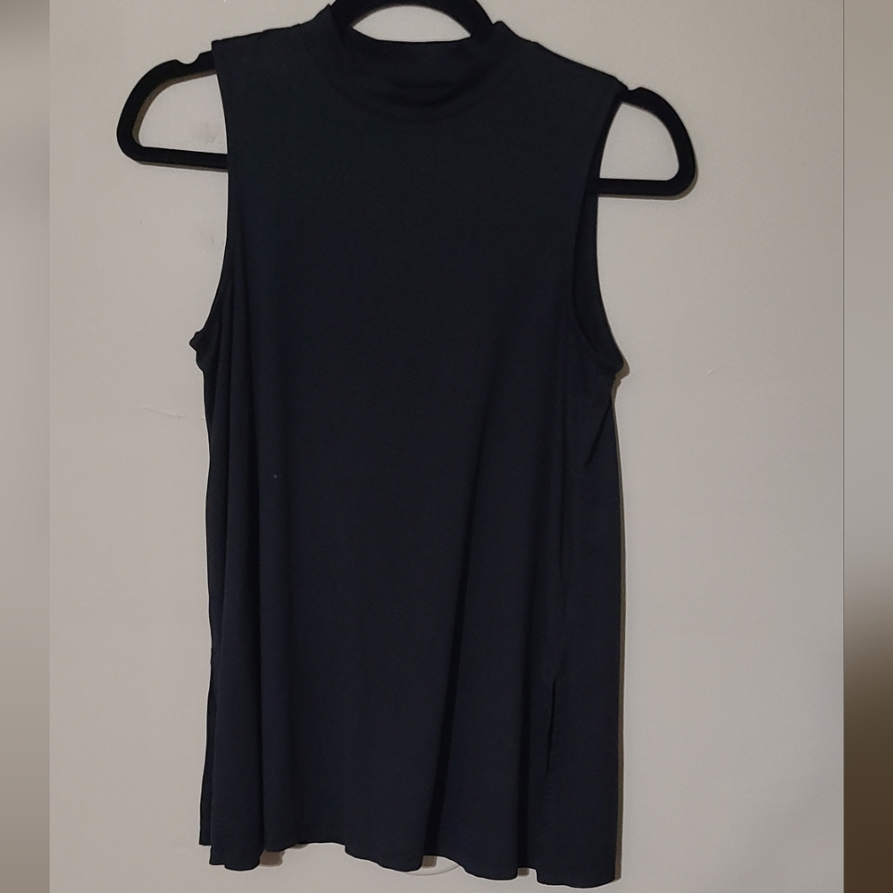 Pink Rose Classic Black Sleeveless Shirt Size S